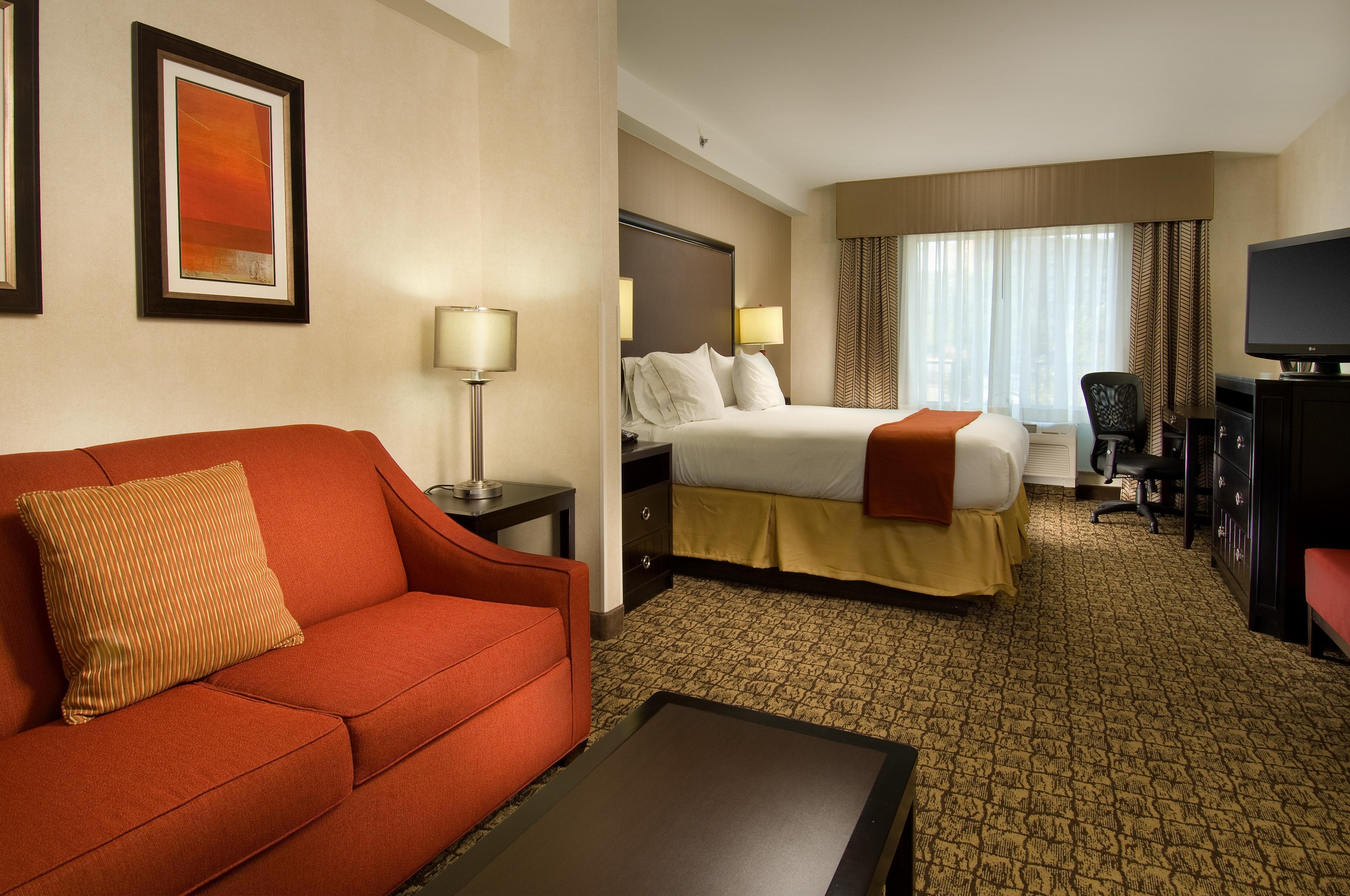 Holiday Inn Express & Suites Alexandria - Fort Belvoir By Ihg Extérieur photo