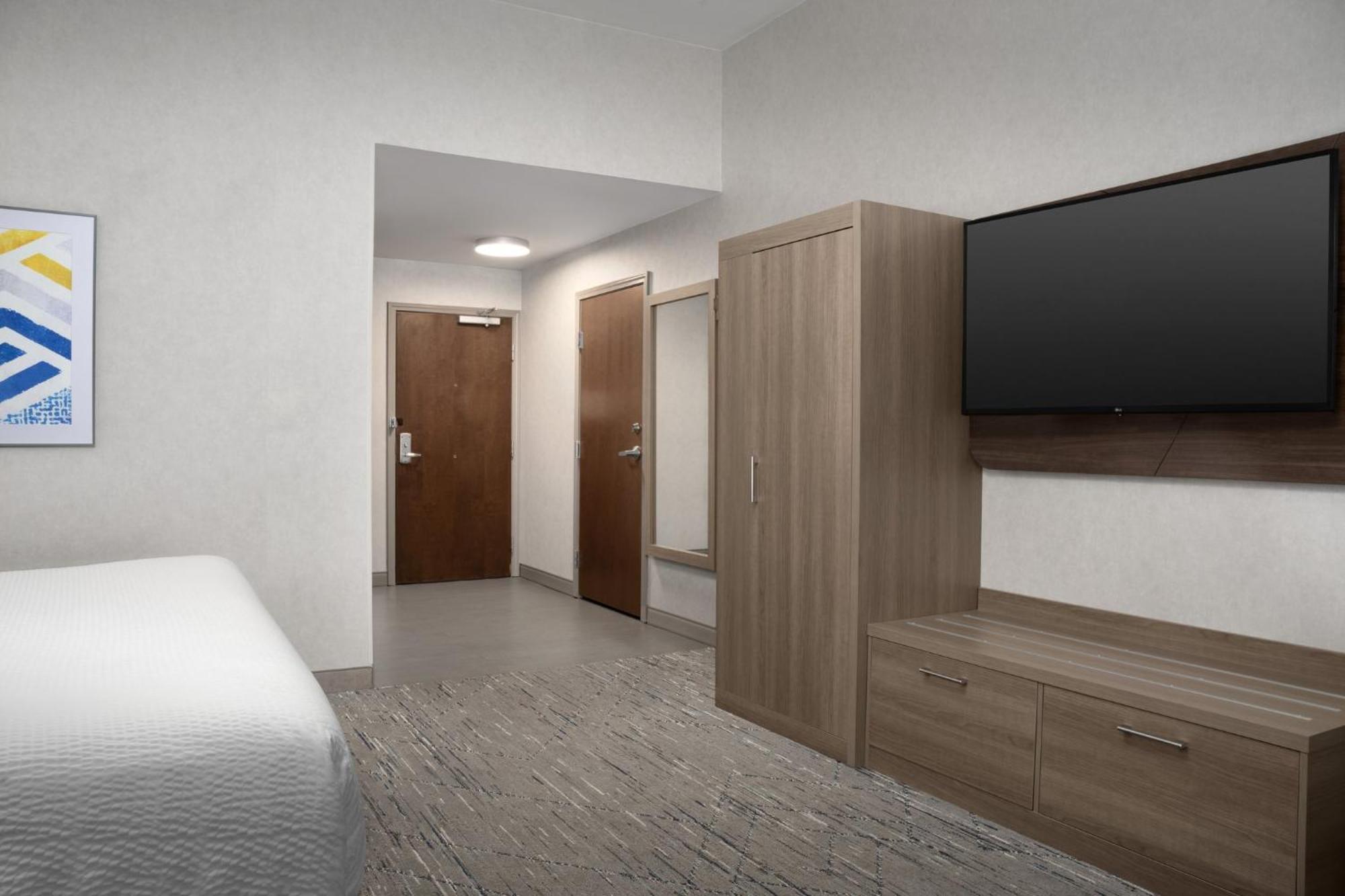 Holiday Inn Express & Suites Alexandria - Fort Belvoir By Ihg Extérieur photo