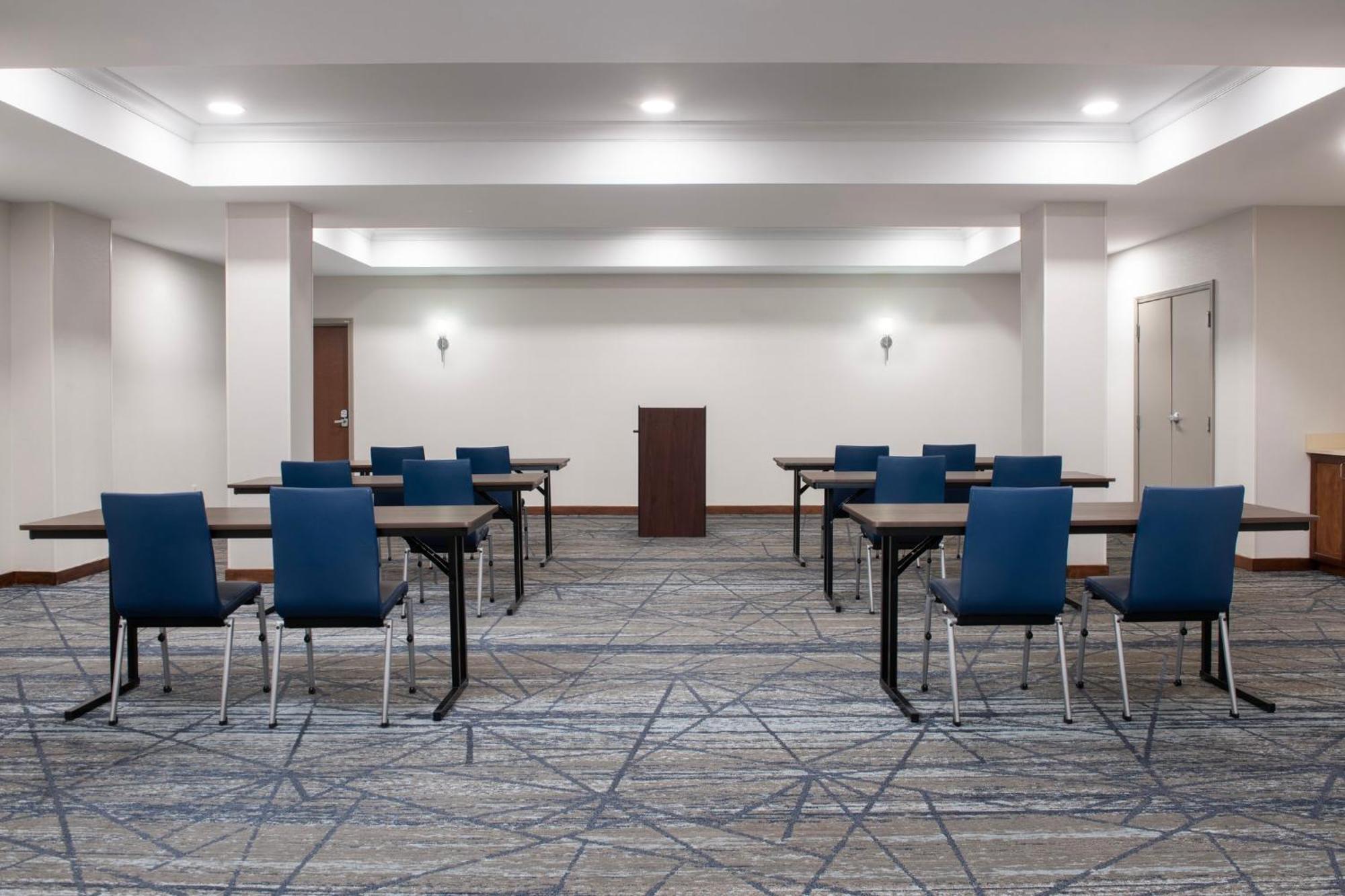 Holiday Inn Express & Suites Alexandria - Fort Belvoir By Ihg Extérieur photo